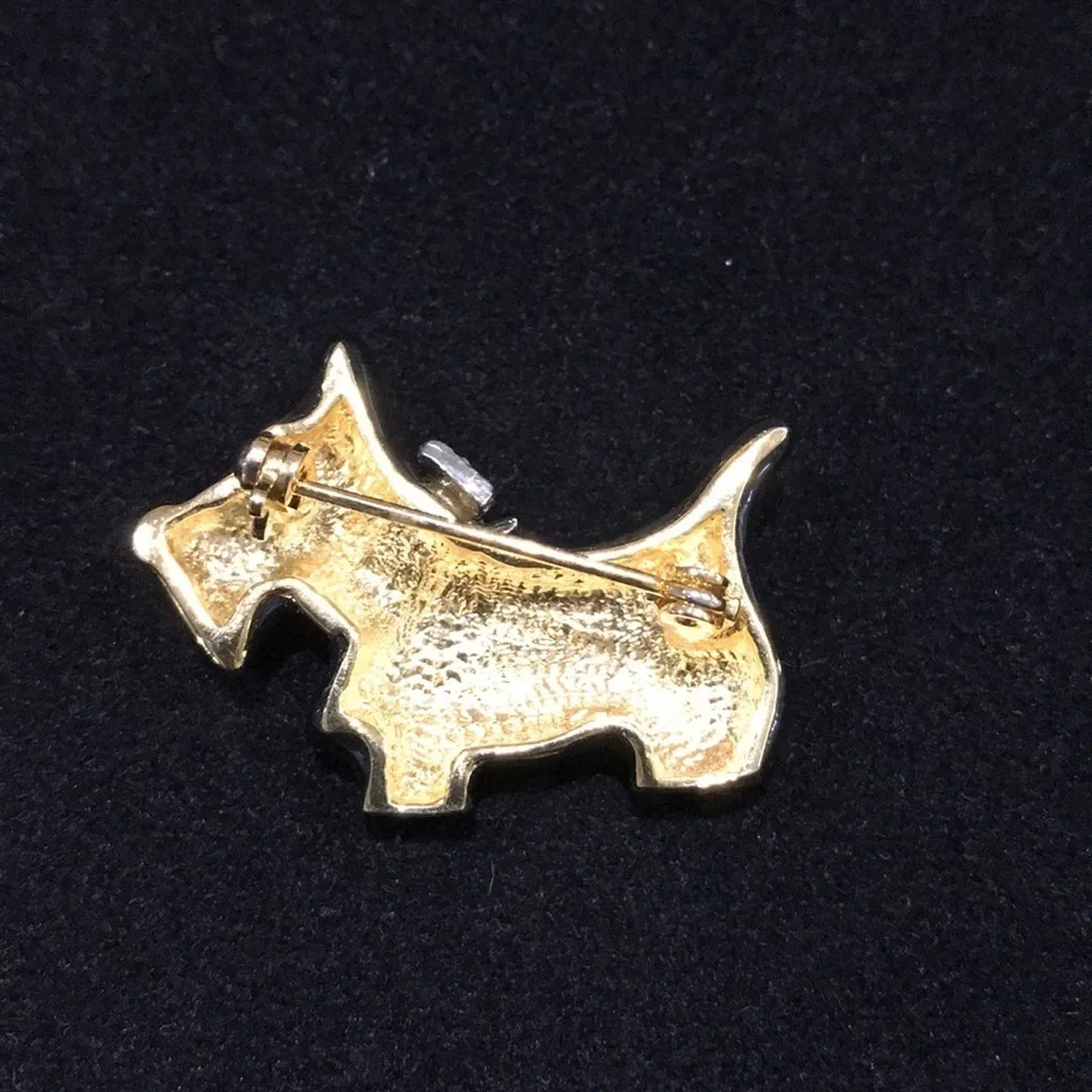 Vintage Black Enamel Scottie Brooch